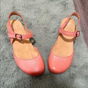 Dansko Tiffani Supportive Coral Burnished Leather Wedge Mary Jane Sandal EU 38